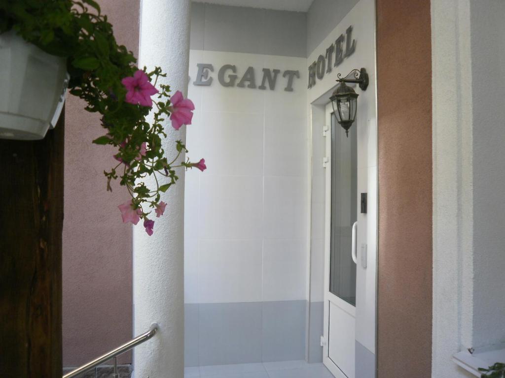 Hotel Elegant キエフ エクステリア 写真